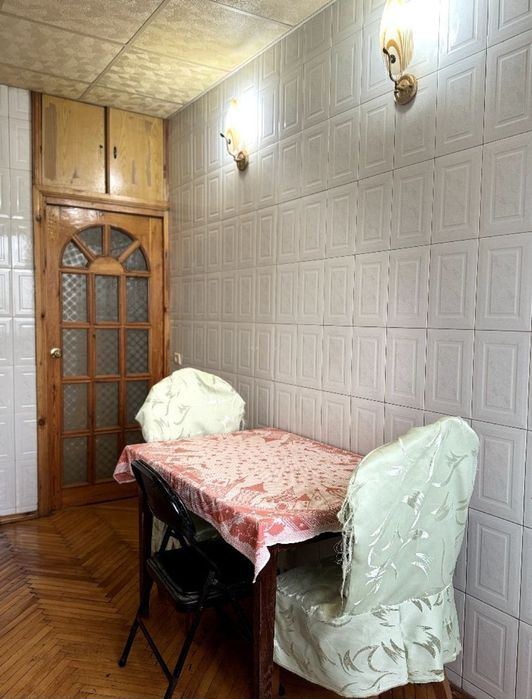 Ижарага квартира кизлар учун.