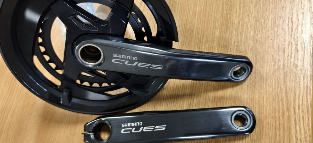 Курбел Shimano CUES FC-U8000 11-speed  46/32 with Chain Guard 170мм