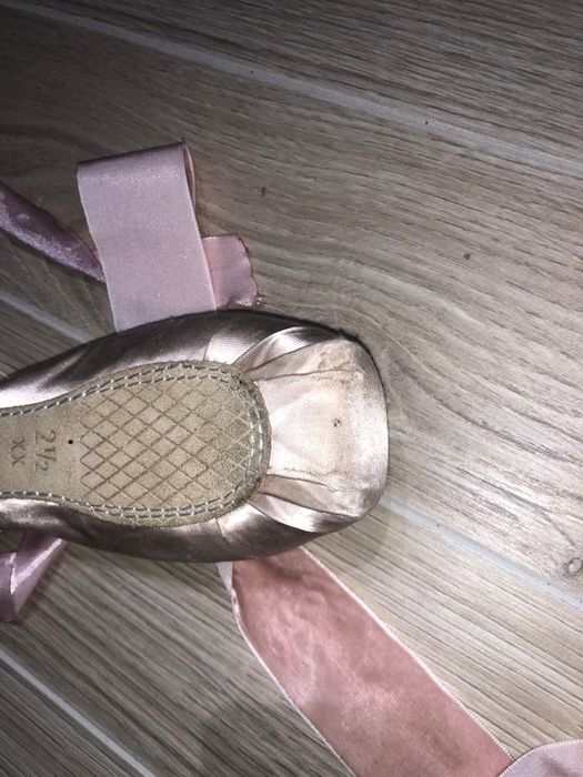 Пуанты на девочку бледно-розовые