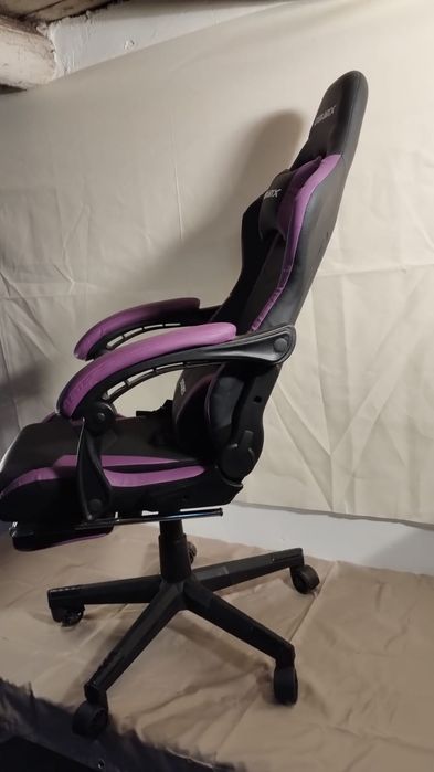 Scaun de birou de gaiming cu vibratii in perna pret 500lei produs nou