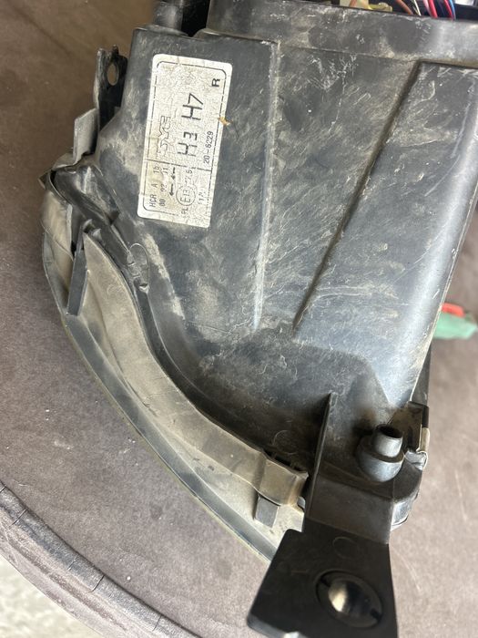 Ляв фар Волво камион