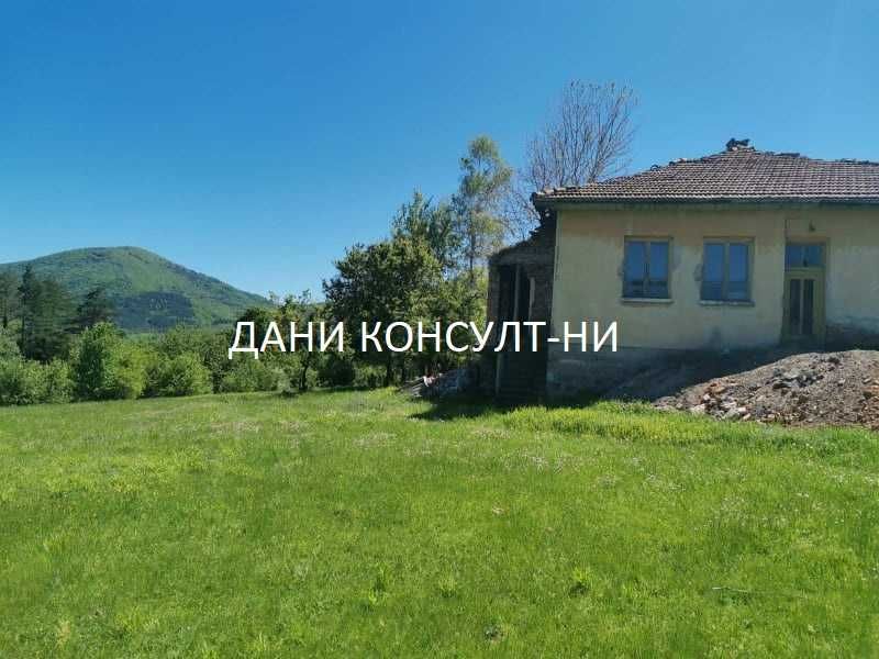 Продава се Къща в Велико Търново, Акация - 200 кв.м за 184 €/кв.м - Снимка #1