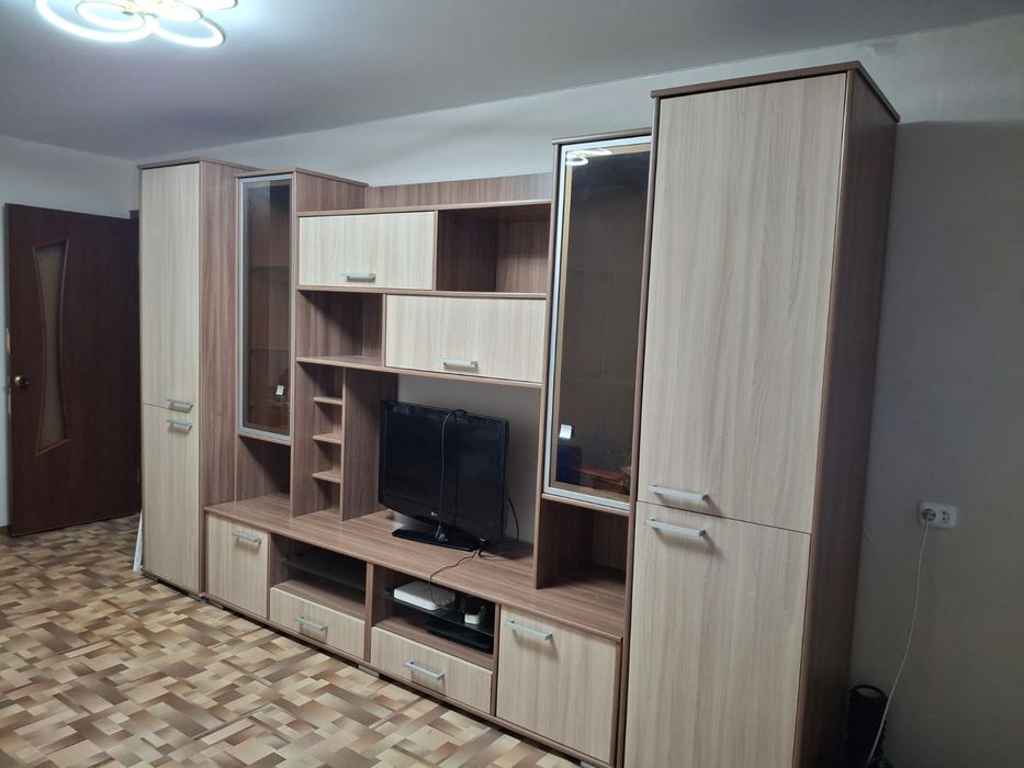 Продам зальную стенку