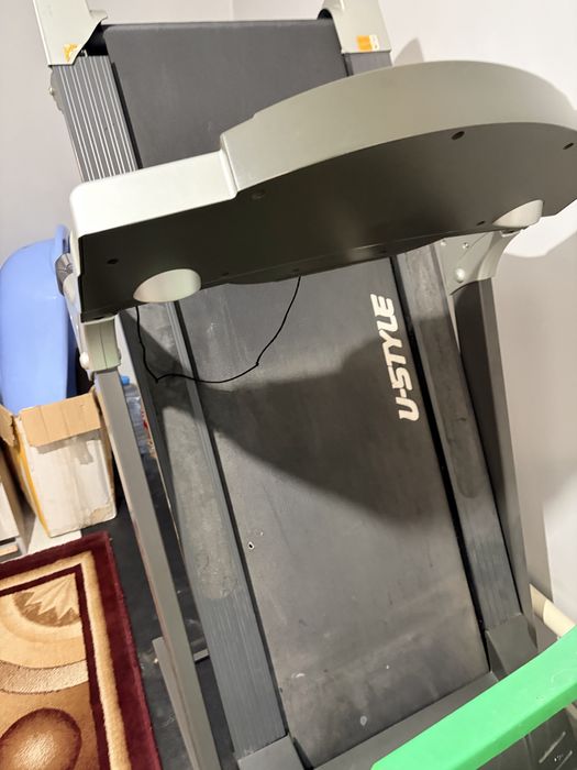 Продам беговую дорожку