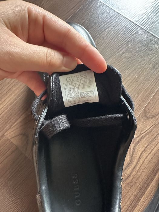 Pantofi Guess piele naturala