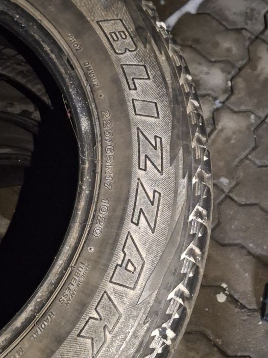 Blizzak шина комплект