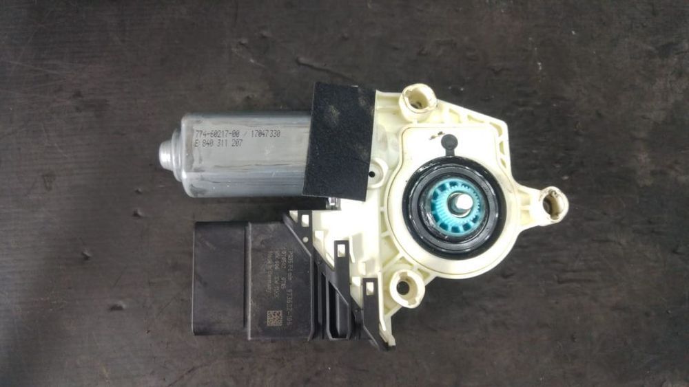 motoras macara geam dreapta spate  seat altea 5p 1k0959704m