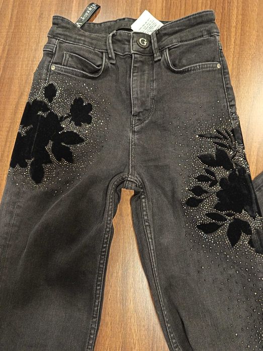 Оригинални дамски дънки Guess 1981 Skinny с кристали, размер 24