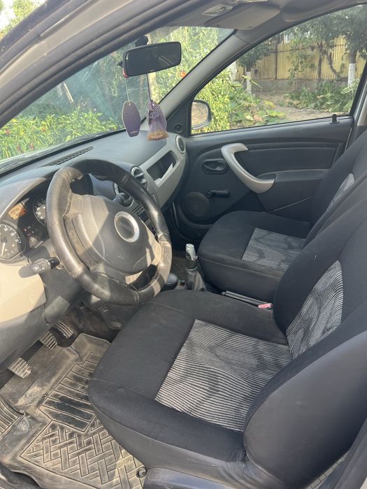 Vand Dacia Sandero
