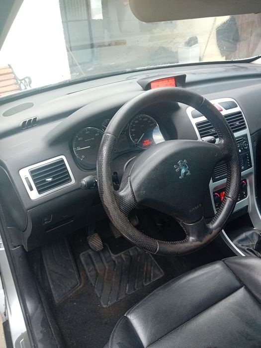 Vând Peugeot 307anul unic proprietar 2006