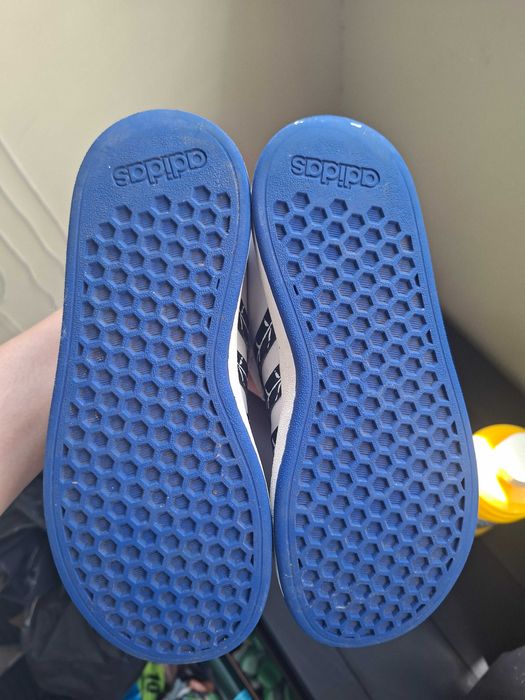 Маратонки Adidas 31