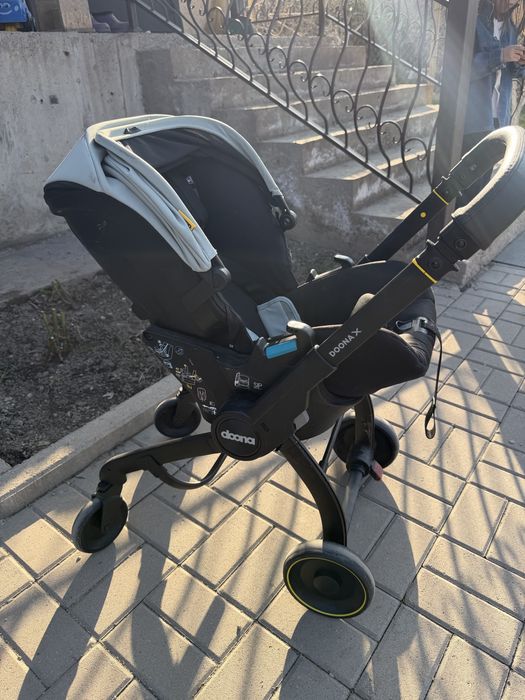 Продам автокресло - коляска Doona X