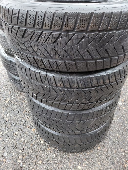 215/55/16"Vredestein 4бр.гуми