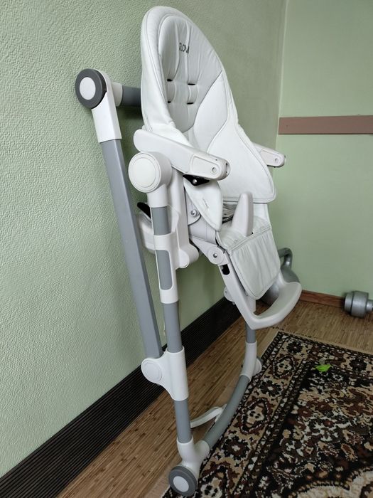 Стул трансформер для кормления.