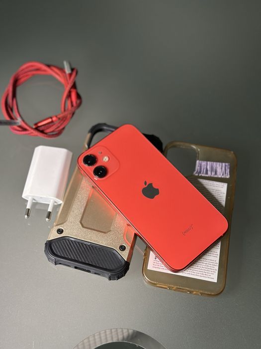 iPhone 12 Mini Red edtion cu incarcator si 2 huse + cablu 88% 64 gb