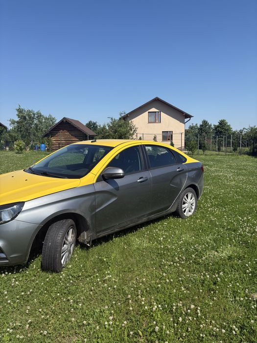 Lada vesta 2017 benzina-gpl
