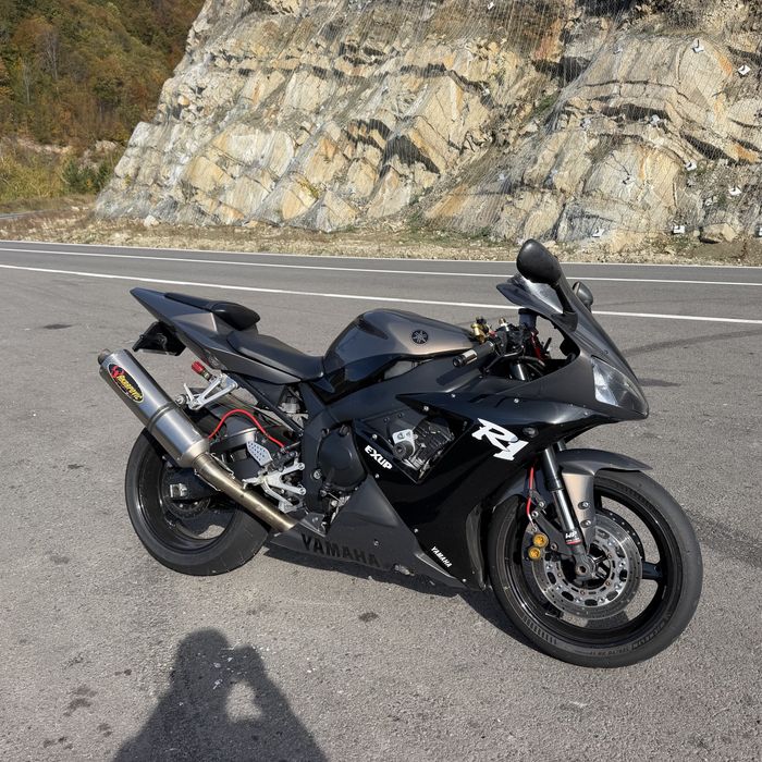 Yamaha R1 RN09 2002