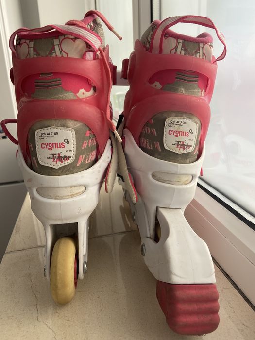 Role copii Cygnus si casca protectie