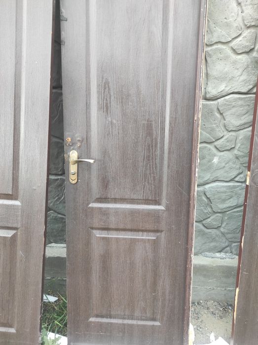 Есик сатылады багасы 40000 5есик