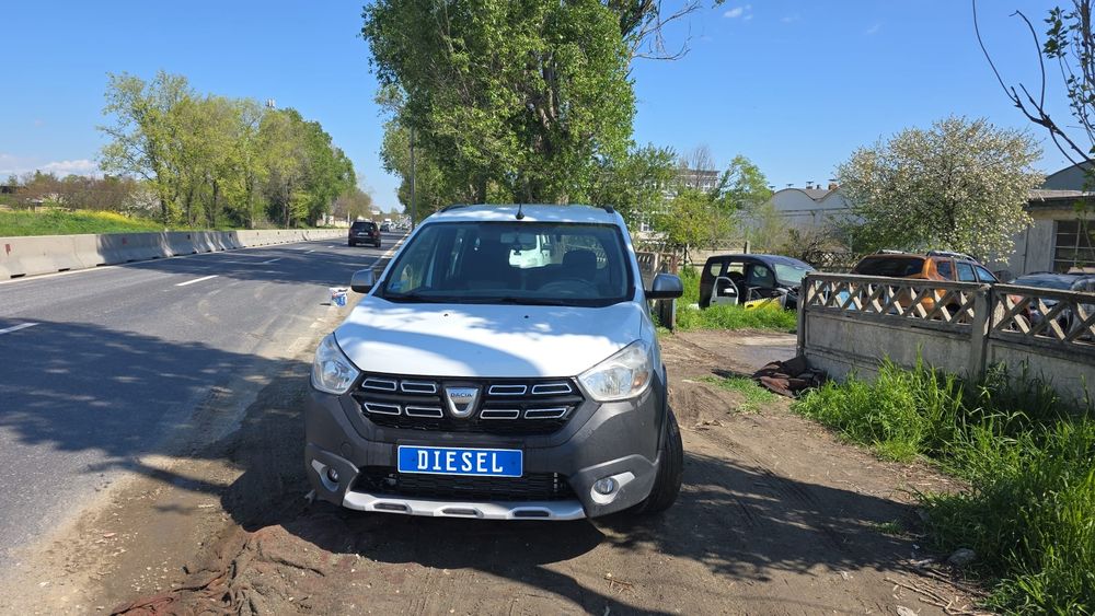 Dacia Lodgy Stepway 1.5 dci an  2022 Avariat