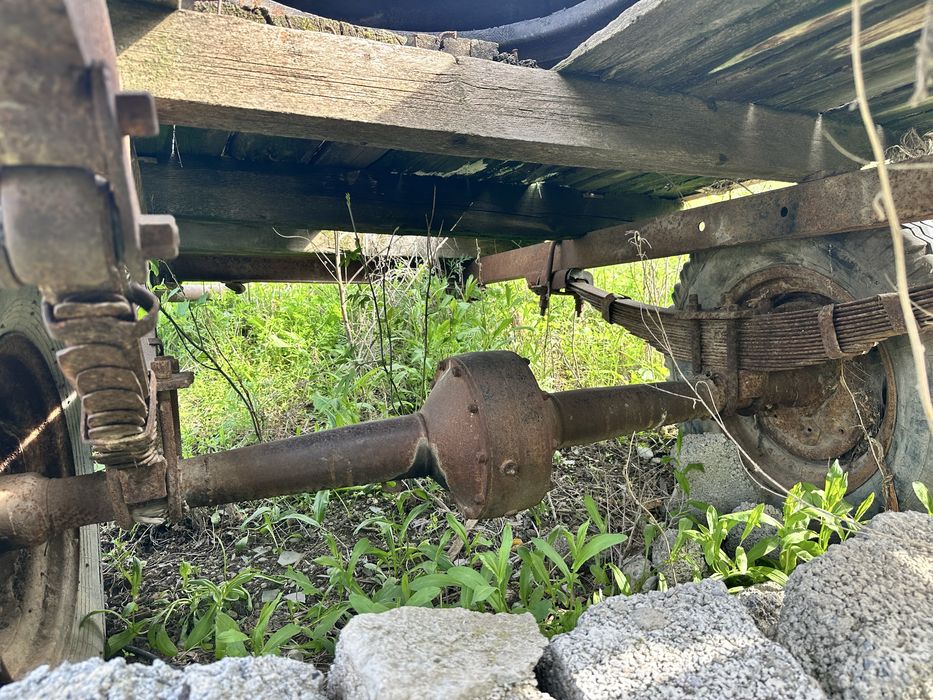 Одноосный тракторный прицеп