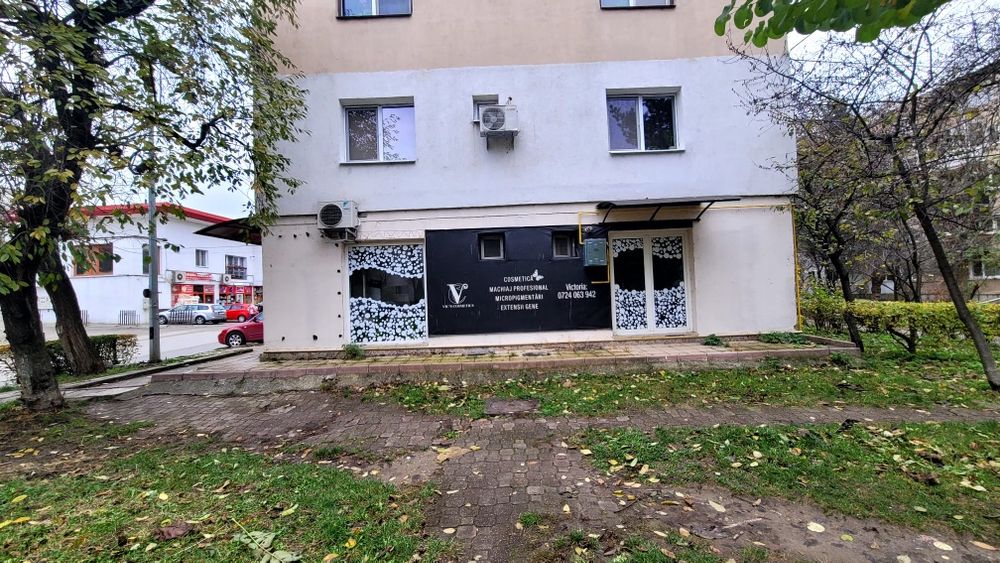 Inchiriez spatiu comercial