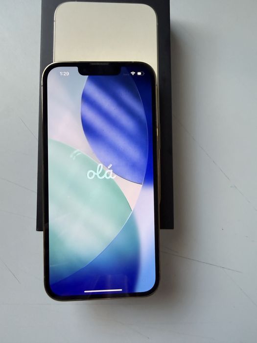 Aйфлн 13 Про бял