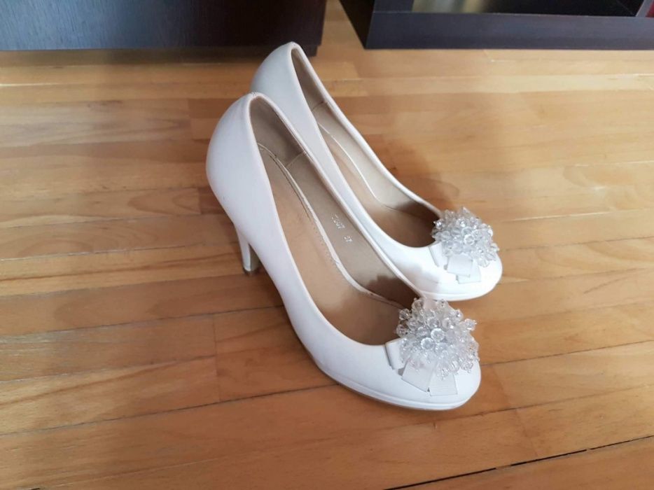 Pantofi dama de gala