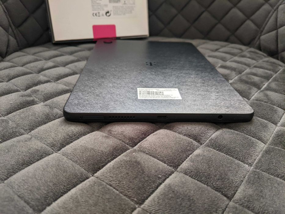 Tableta T-Mobile T Tablet 2 10.1 Inch, 128 Gb, 5G, TCL NXTPAPER ca noua la cutie