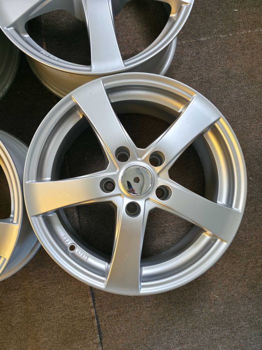 4 Jante Aliaj 5x114.3 16'' 6.5J ET 40 - Honda / Renault Megane / Mazda 3 CX-30 / Kia Ceed / Hyundai I30 / Toyota Suzuki / Nissan / Dacia Duster