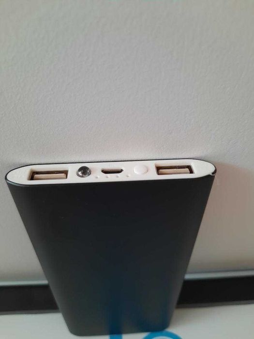 Accesoriu telefon/Baterie externa noua 100 de lei