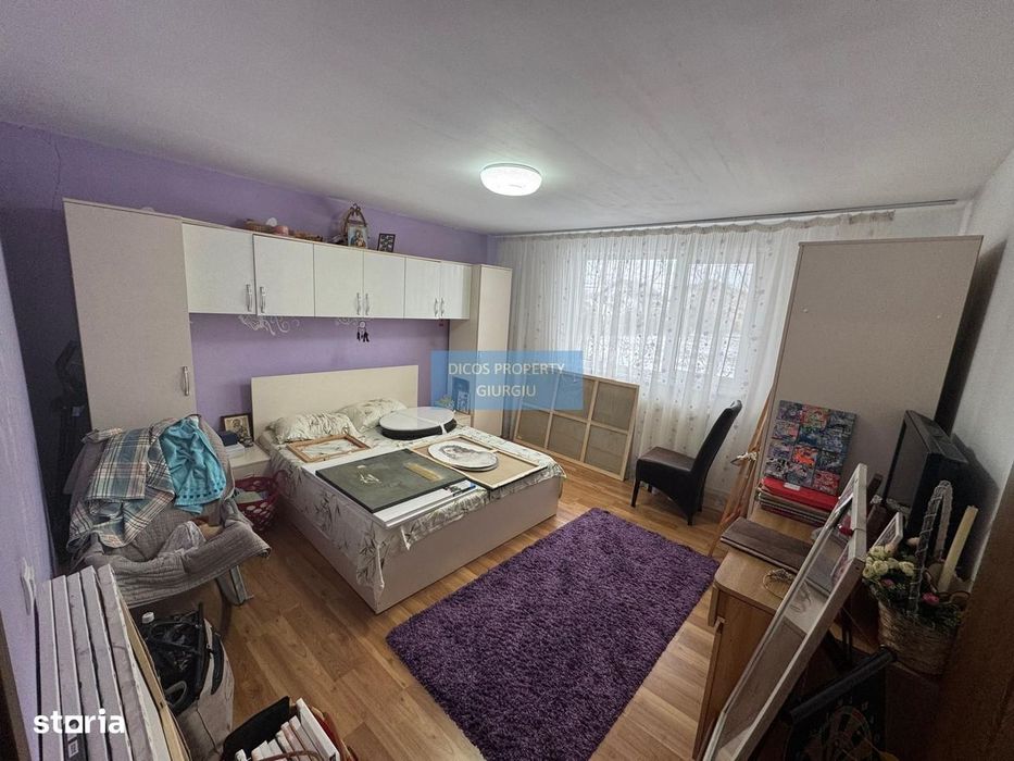 Casă cu mansardă și piscină de vânzare – Pictor Andreescu