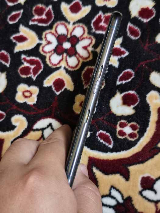 Lg v50 thing black