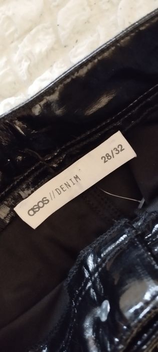 Pantaloni din vinilin Asos Denim 28