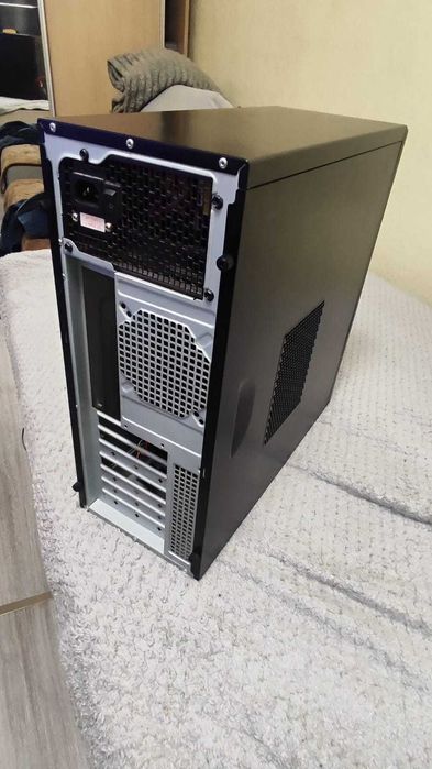 компьютерный корпус с болком питания 500W