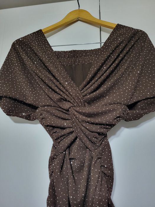 Новая платье с этикеткой.