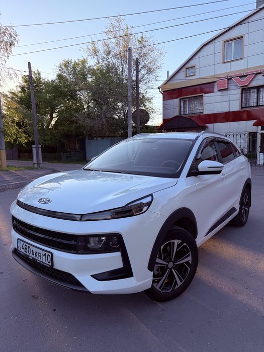 Продам Jac JS6 2023 год