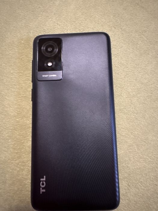 Vand telefon TCL 501