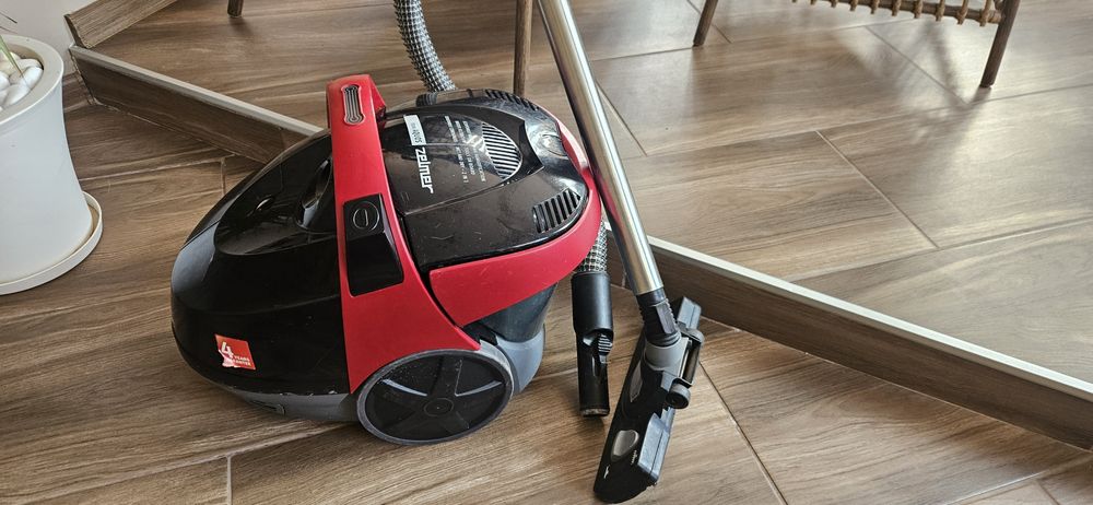 Прахосмукачка Зелмер