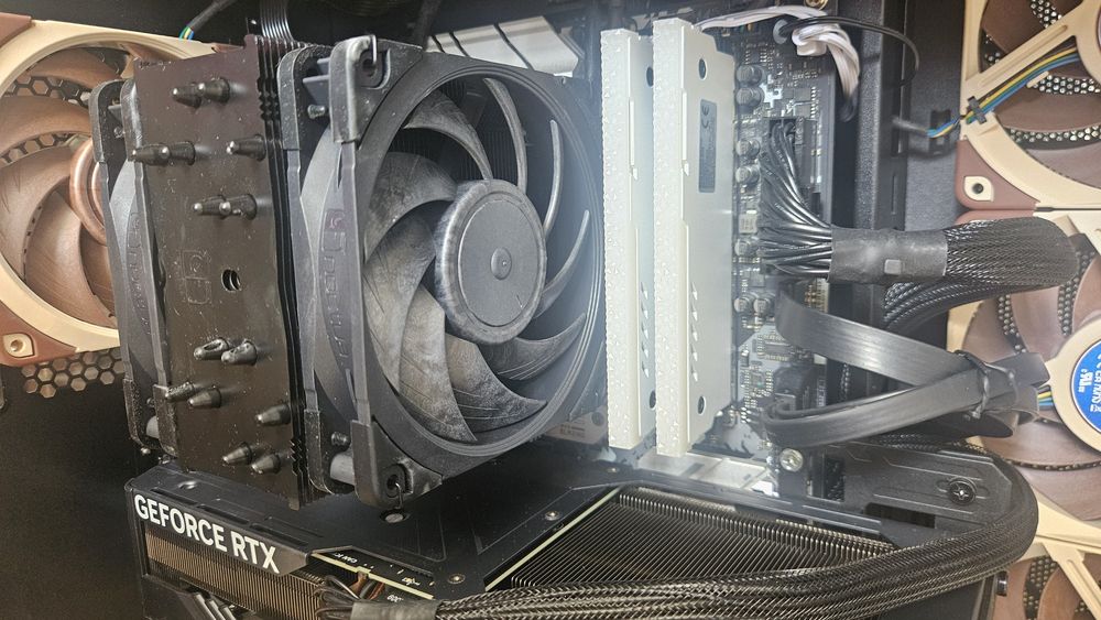 Геймърски компютър 4070ti super, i9 14900kf, 64gb, 2tb