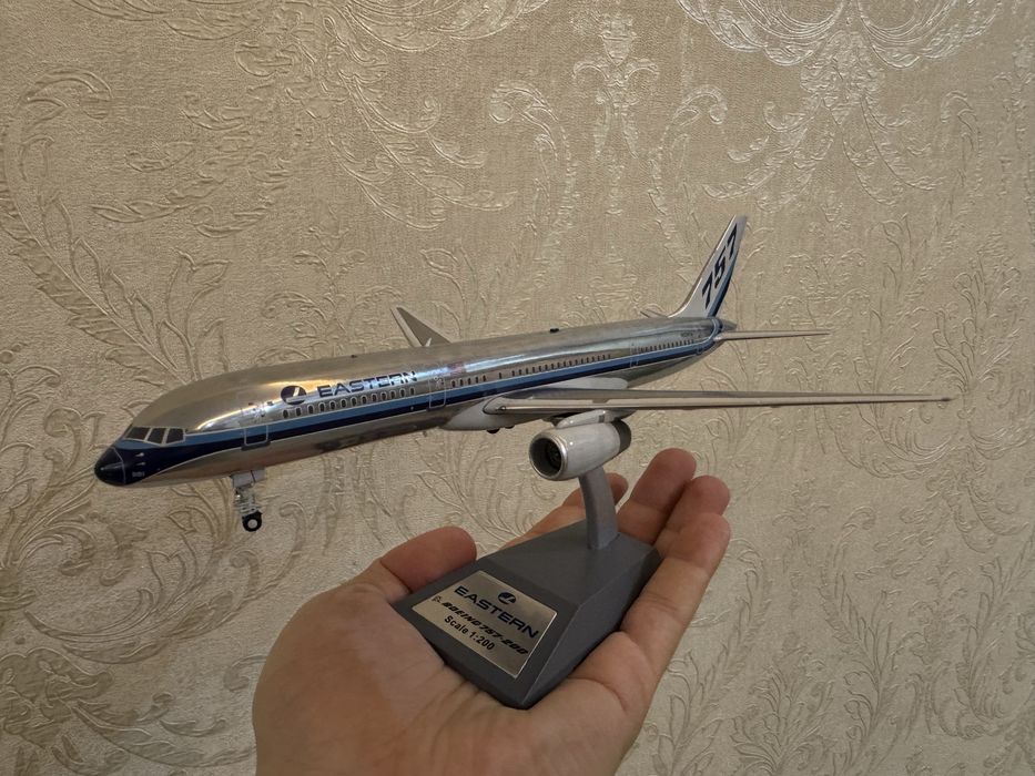 Макет самолета Airbus A321 и Boeing 757