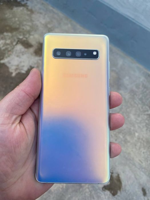 Samsung s10 5 g 256 gb Hamilyon ragi
