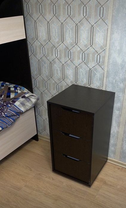 Продам комоды 2 шт.