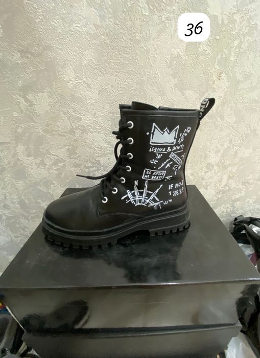 Продам ботинки на девочку (осень)