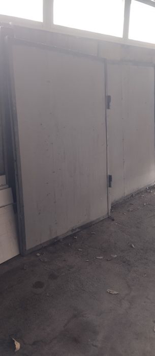 Продам гаражные ворота.