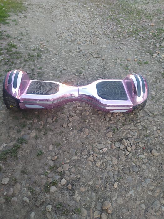 Se vinde Hoverboard in stare perfect de funcționare mai multe detalii in privat sau 0756931527