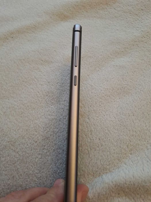 телефон huawei p10 lite .