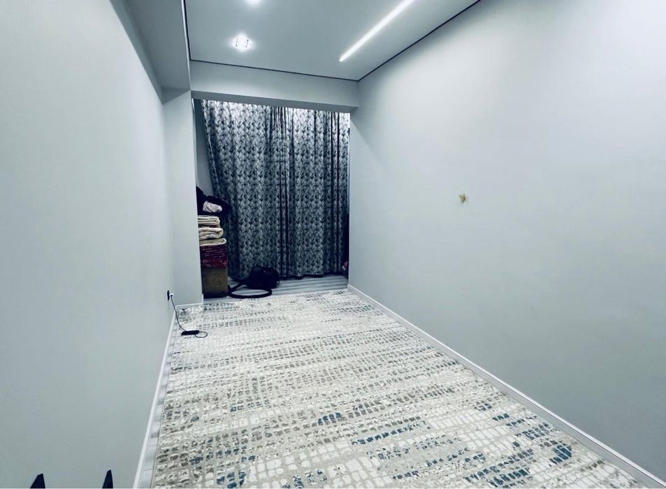 ЖК дан уй сатылады 2 ком