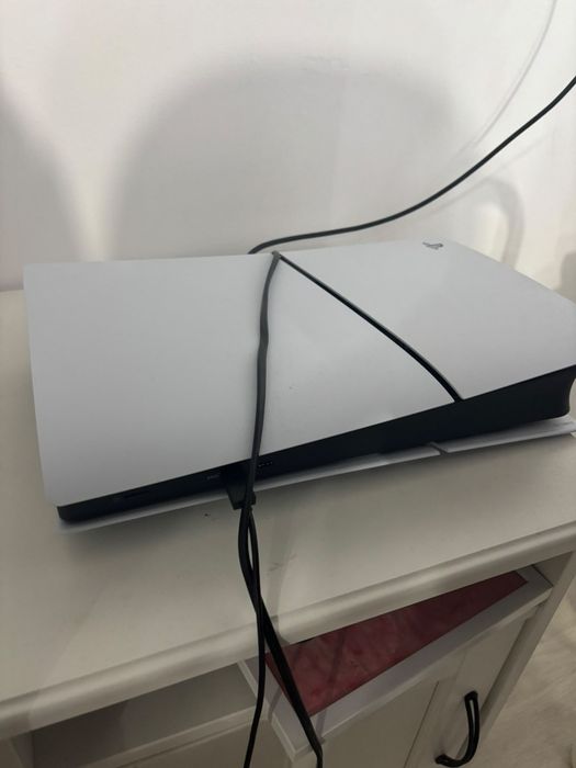 Ps5 digital 850 +2 controllere