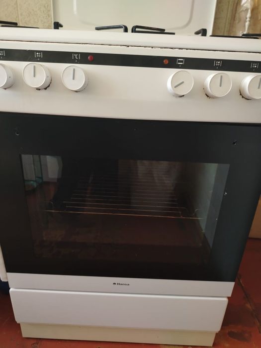 Продам газовую плиту